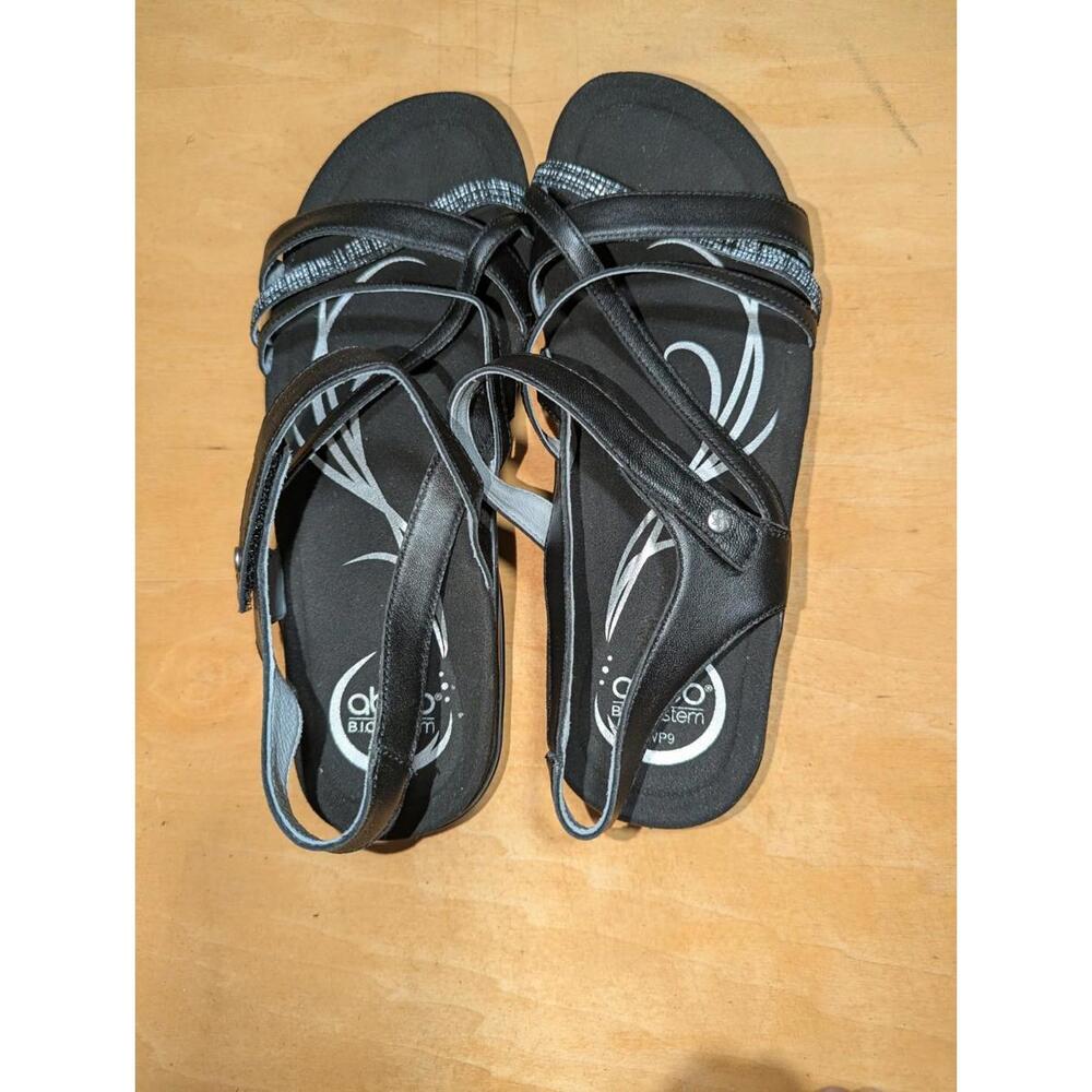 B.I.O.system sandal in black leather.  Size 9P Rubber Outersole